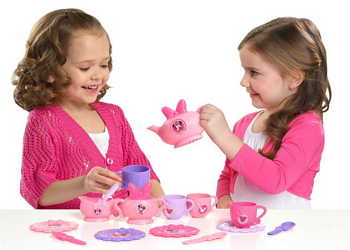 Minnie Mouse Tea Dinnerware Set with Dress Just $12.96 + Prime